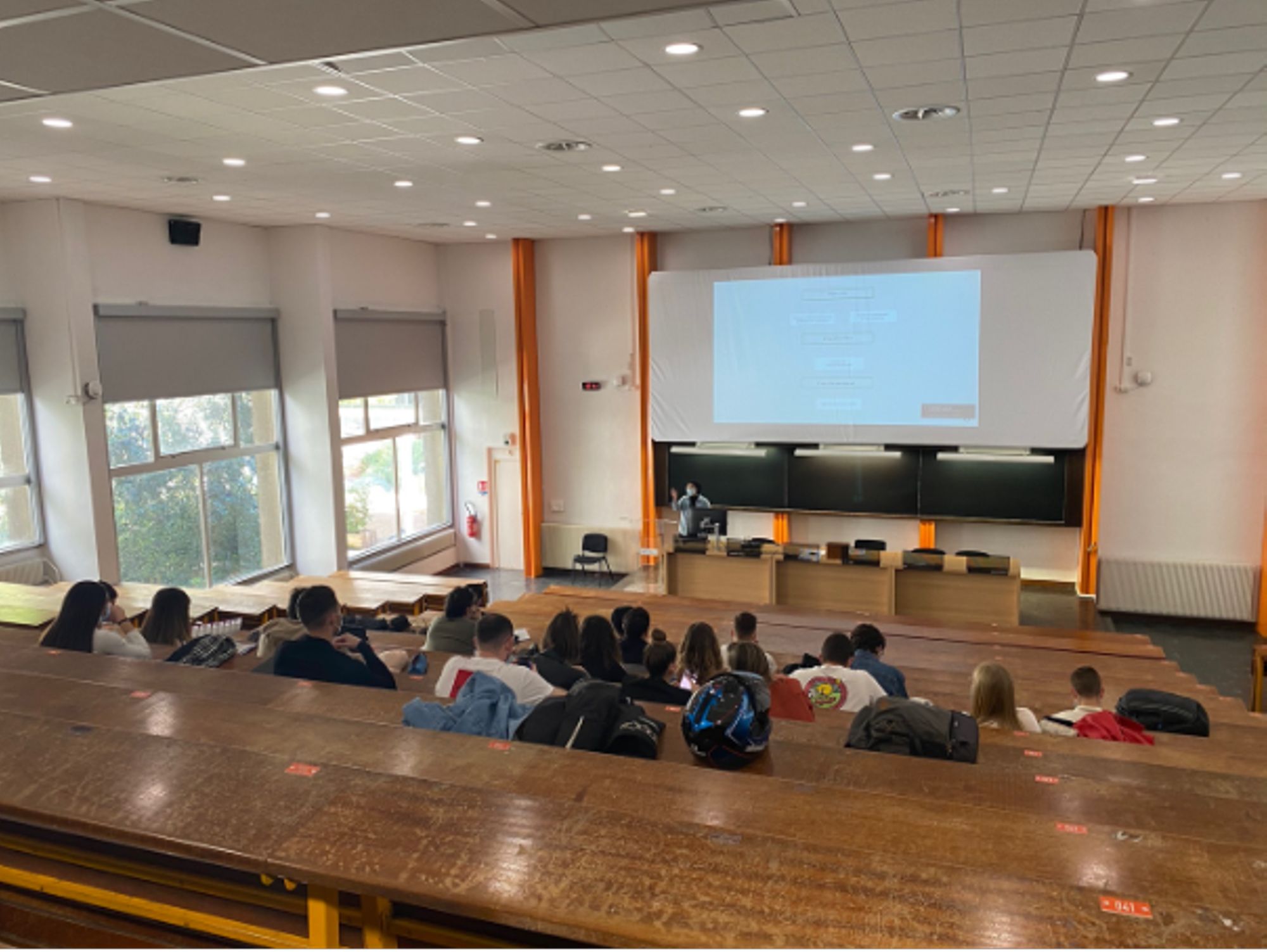 Présentation des thèmes de mémoire